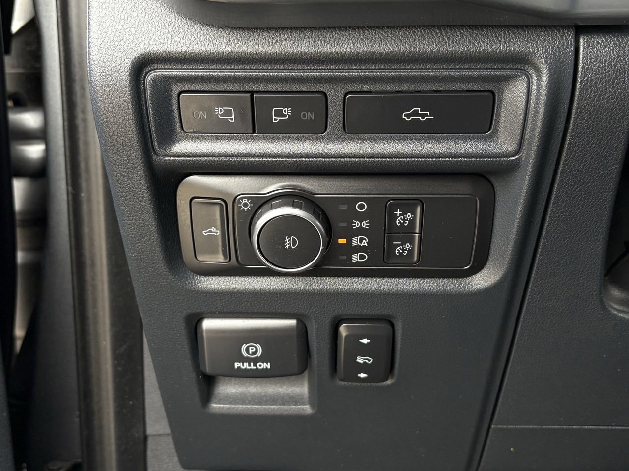 Used 2022 Ford F150 Lariat image 25