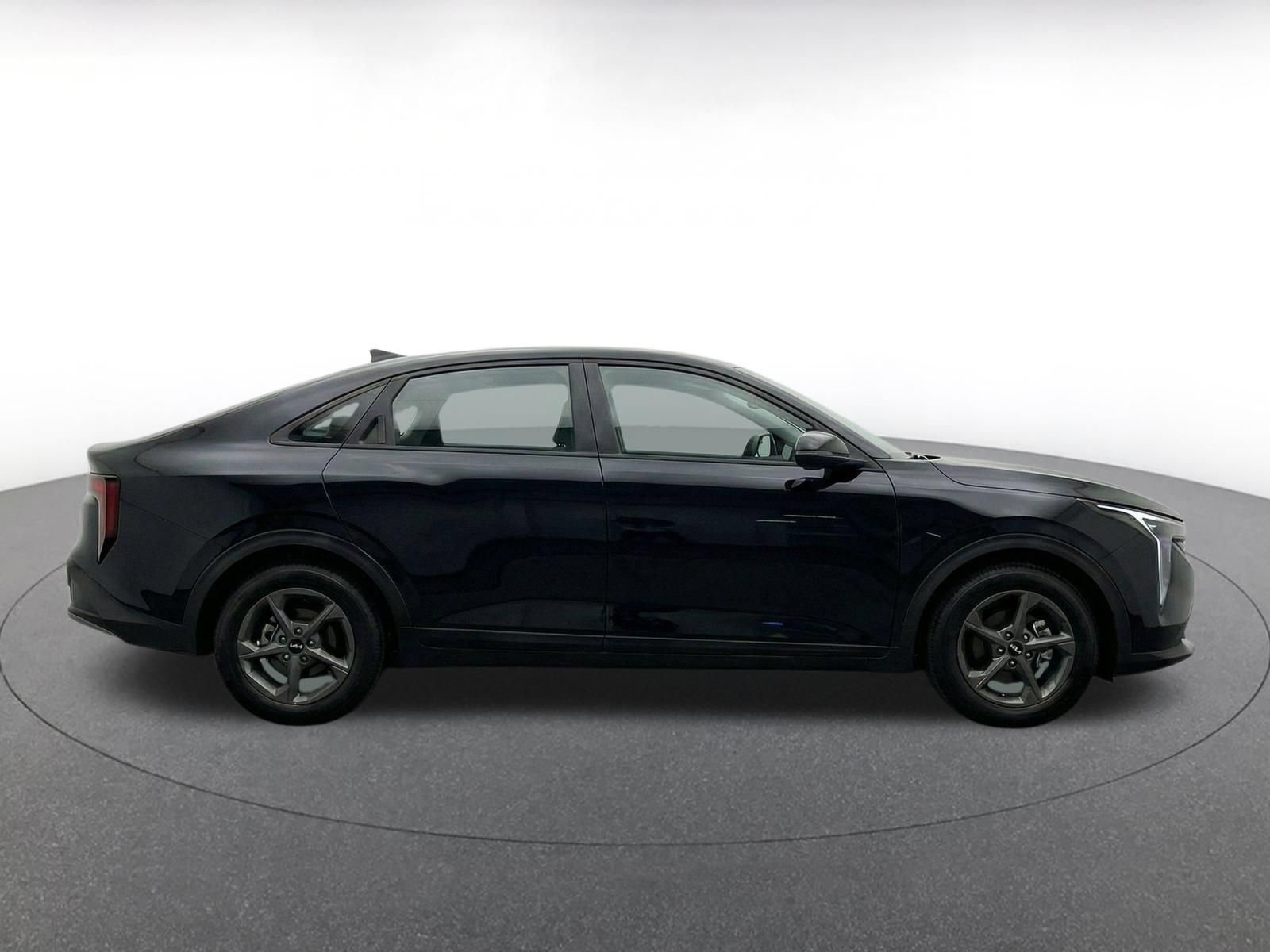 Used 2025 Kia K4 FWD image 10