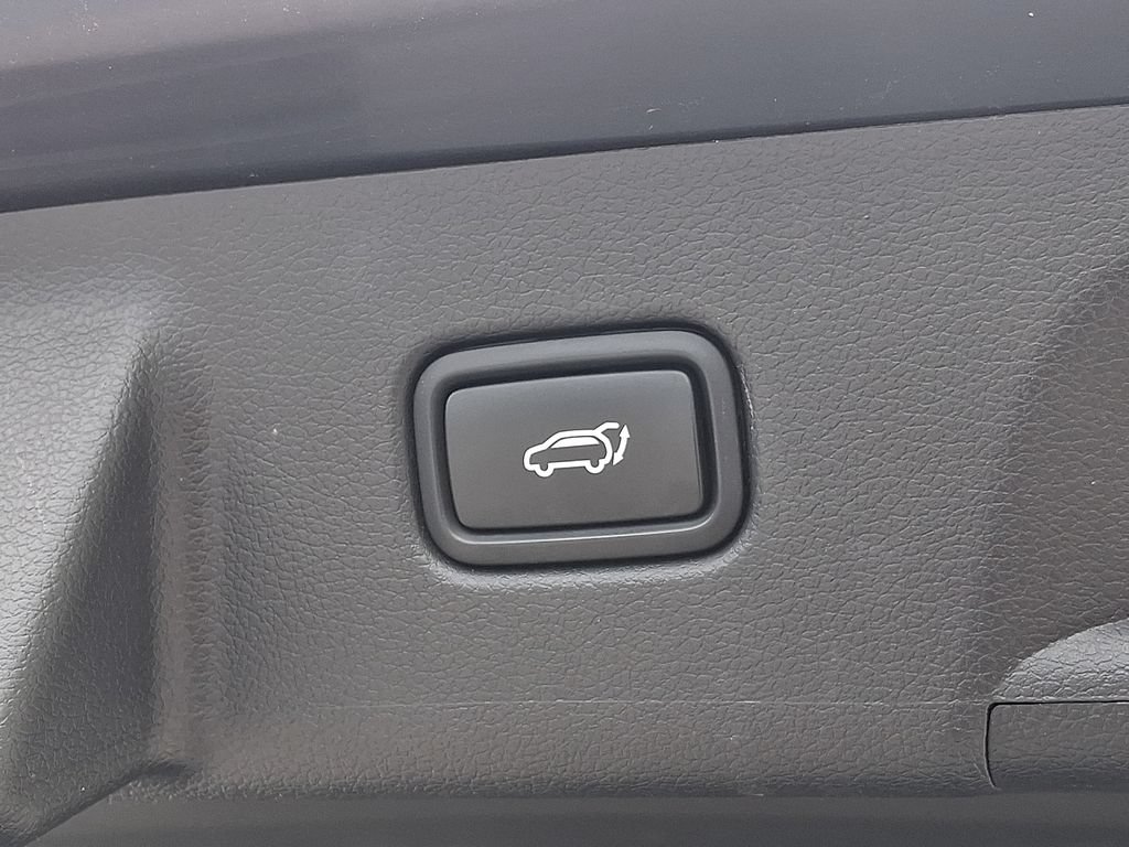 Used 2025 Hyundai Palisade SEL FWD image 30