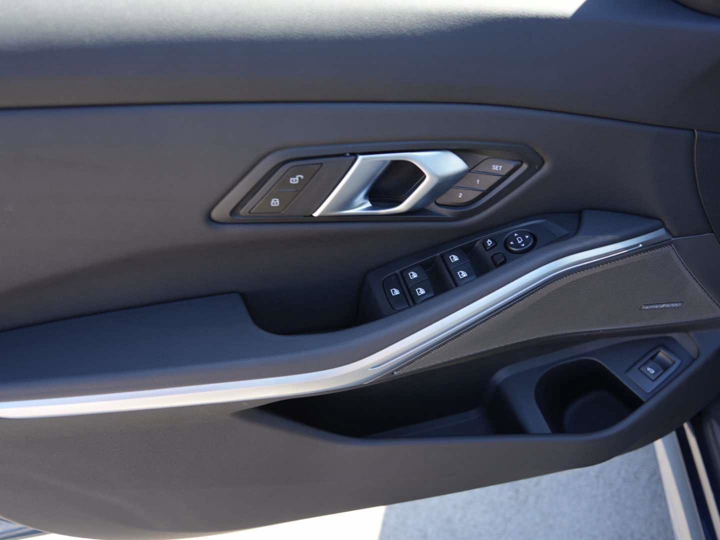 Used 2025 BMW M340i Sedan image 12