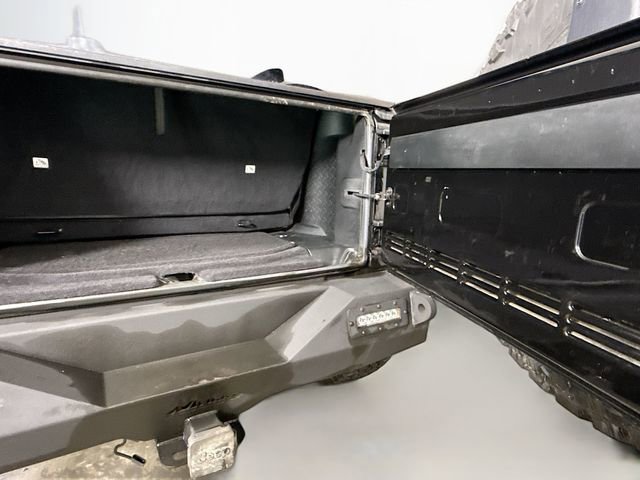 Used 2018 Jeep Wrangler Sport AWD/4WD image 26
