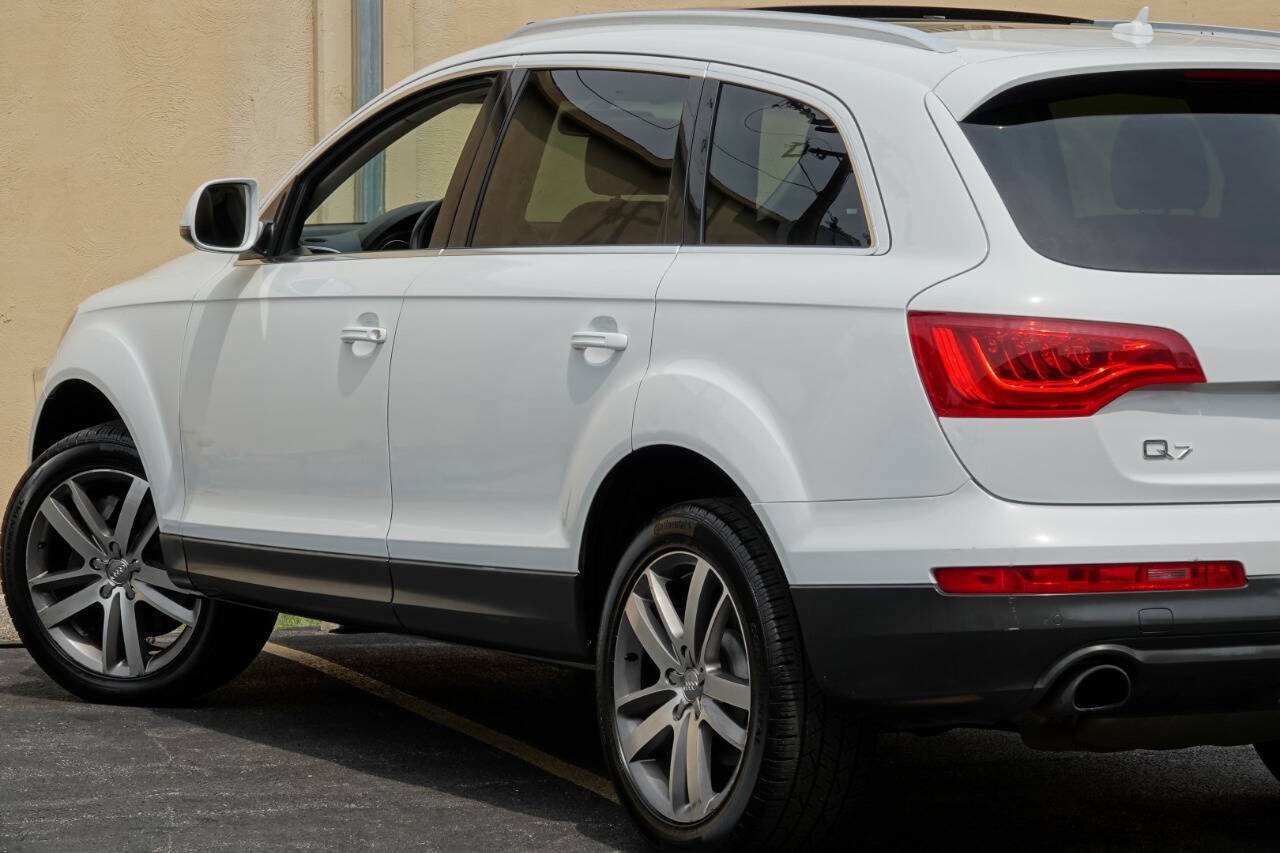 Used 2013 Audi Q7 3.0T Premium Plus w/ Premium Plus Pkg AWD/4WD image 17