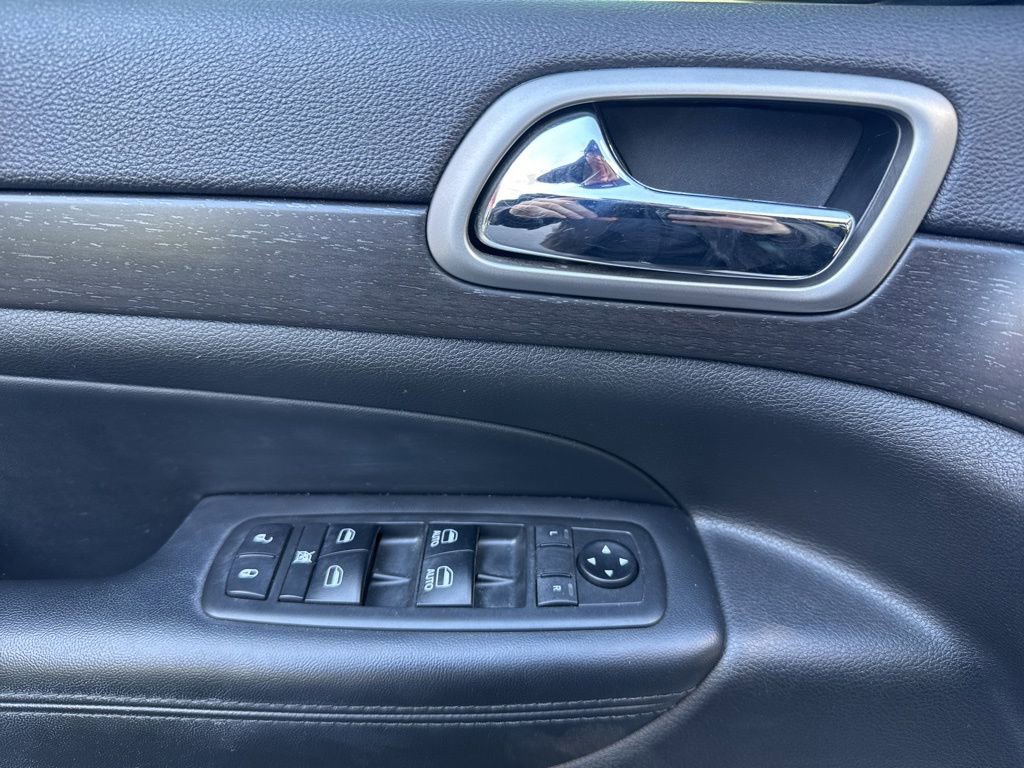 Used 2018 Jeep Grand Cherokee Altitude image 29