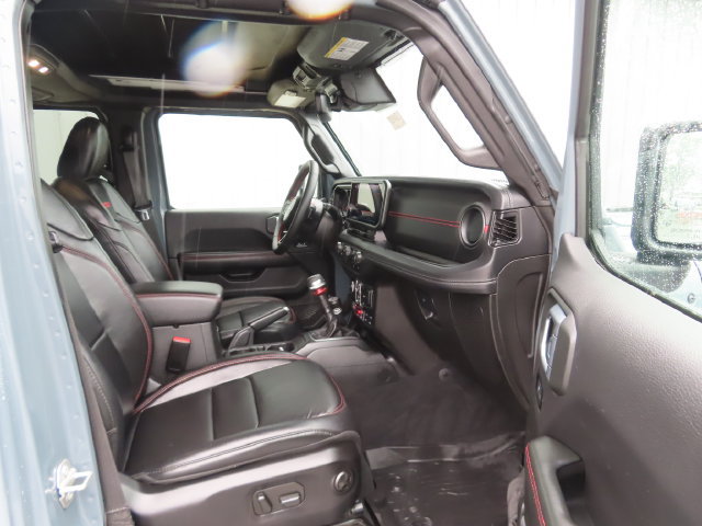 Used 2024 Jeep Wrangler Unlimited Rubicon AWD/4WD image 25