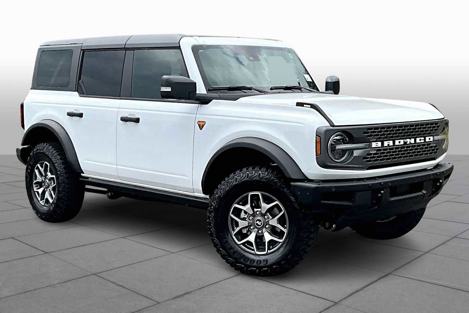 New 2025 Ford Bronco Badlands AWD/4WD image 2