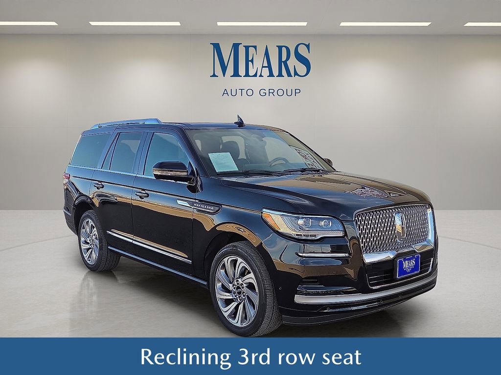 Used 2024 Lincoln Navigator Reserve image 8