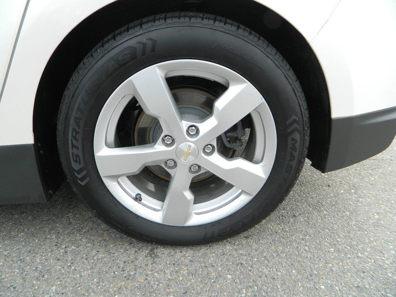 Used 2012 Chevrolet Volt Premium w/ Premium Trim Package image 24