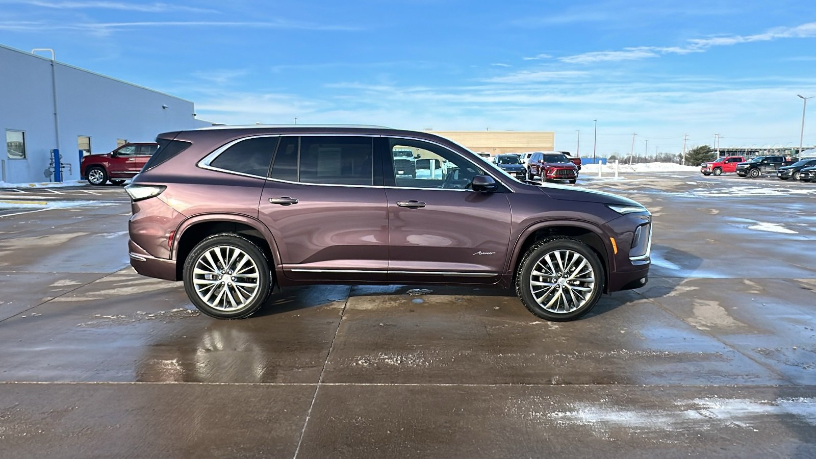 Used 2025 Buick Enclave Avenir w/ Trailering Package, 5000 lbs. image 10