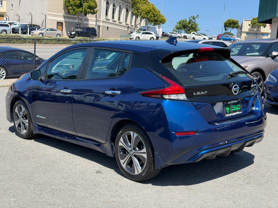 Used 2018 Nissan Leaf SV w/ Protection Package FWD image 7