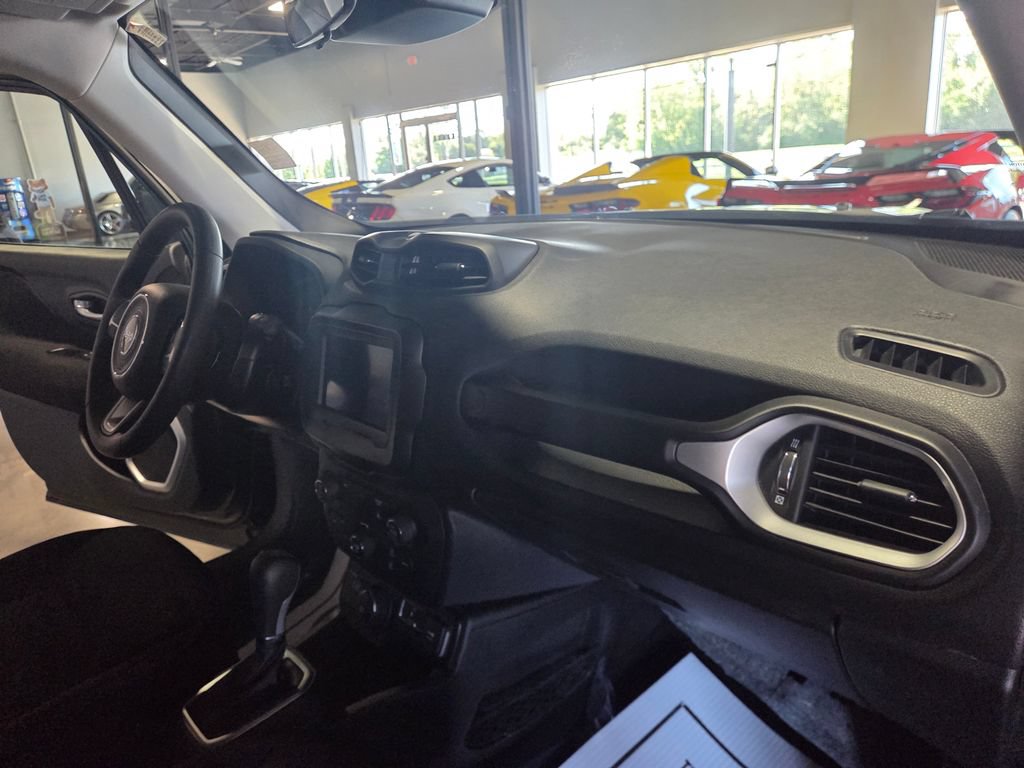Used 2021 Jeep Renegade Sport AWD/4WD image 15