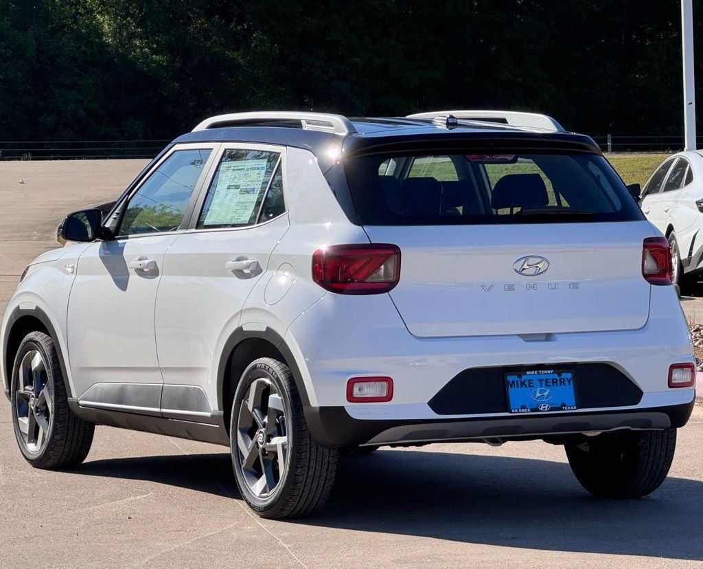 New 2026 Hyundai Venue SEL image 11