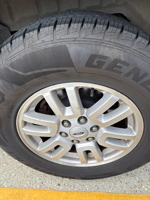Used 2014 Ford Expedition EL XLT w/ Equipment Group 202A RWD image 19