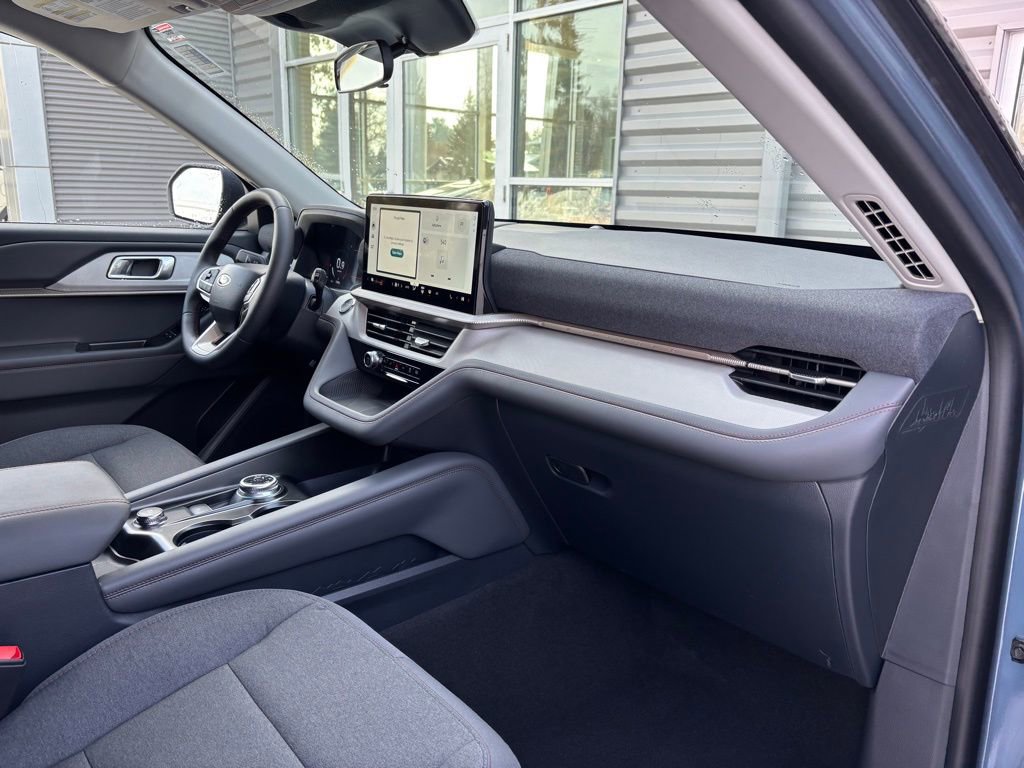 New 2026 Ford Explorer Active image 22