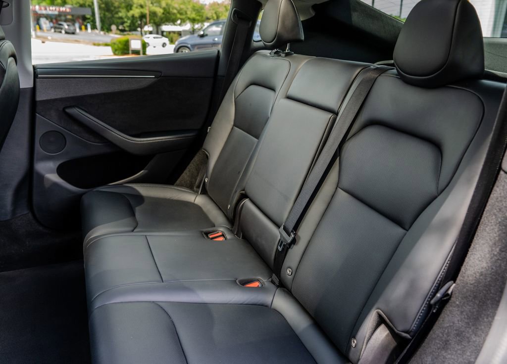 Used 2026 Tesla Model Y AWD image 18