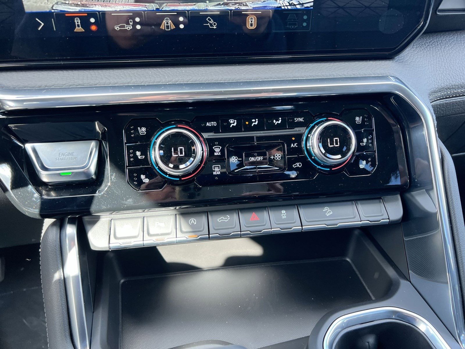 New 2026 GMC Sierra 1500 Denali w/ Denali Reserve Package image 18