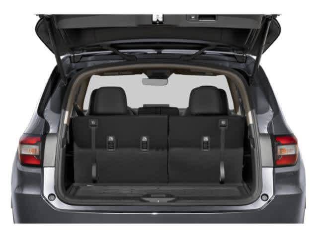 Used 2025 Honda Pilot Touring image 14