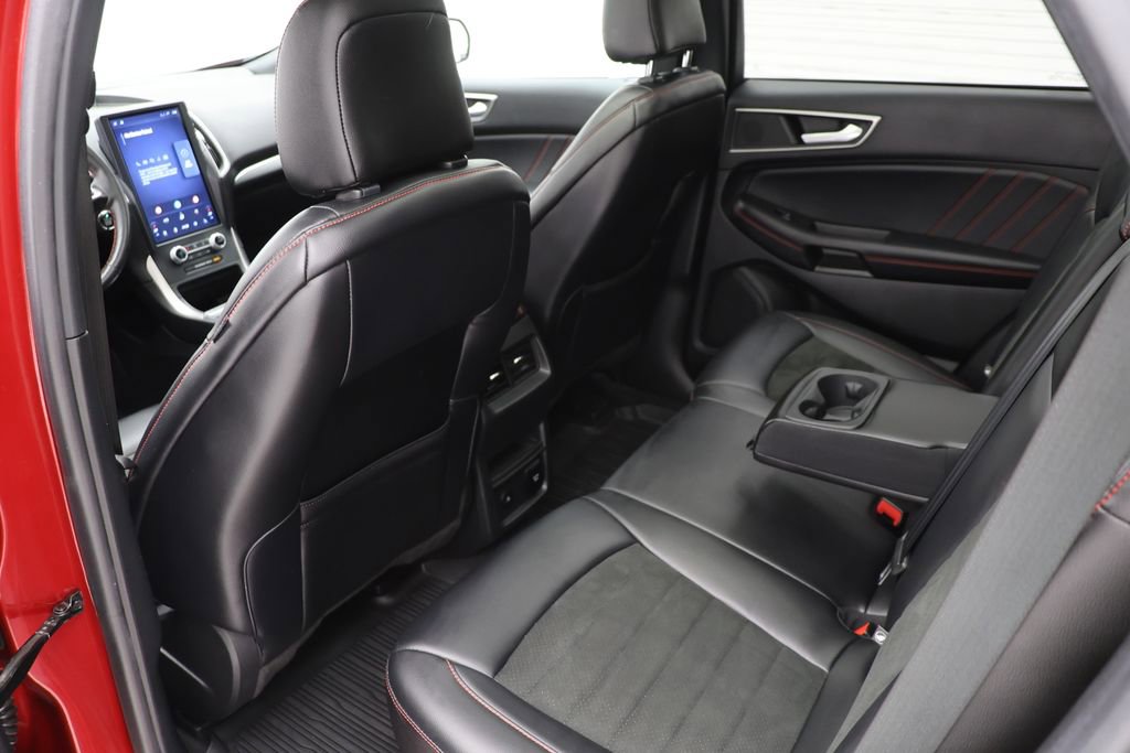 Used 2022 Ford Edge ST-Line AWD/4WD image 10