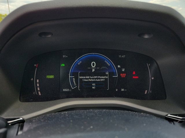 Used 2025 Toyota Camry SE image 14