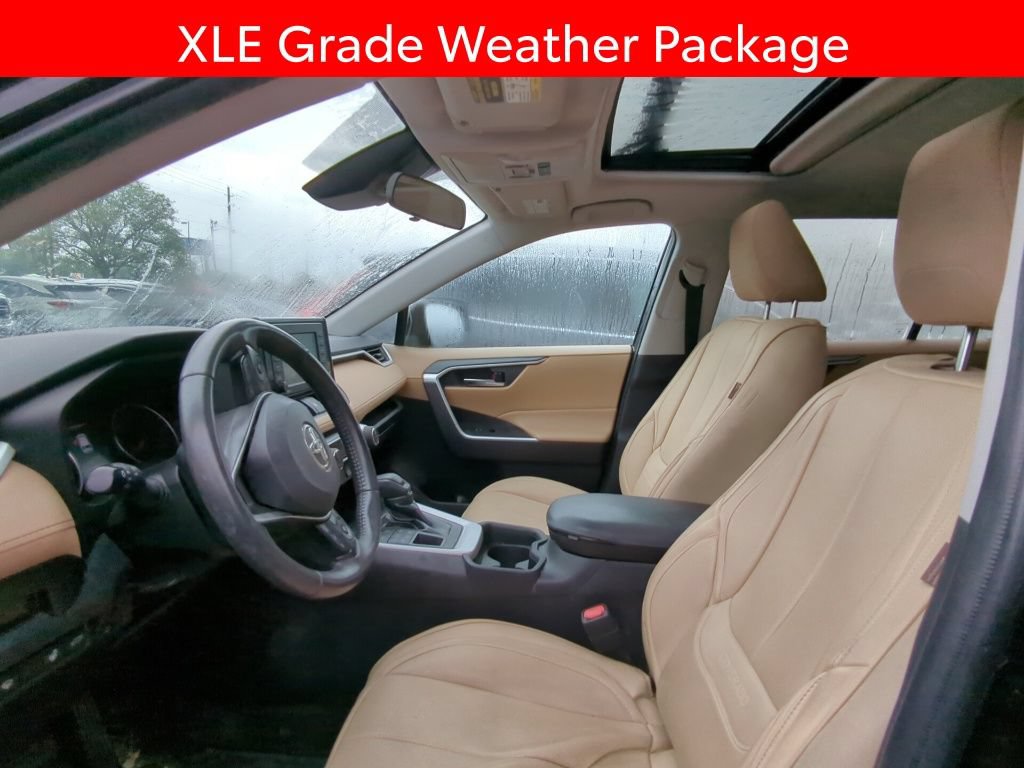 Used 2021 Toyota RAV4 XLE w/ Convenience Package AWD/4WD image 6