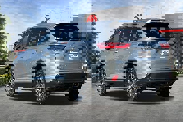 Used 2019 Toyota Highlander LE image 6