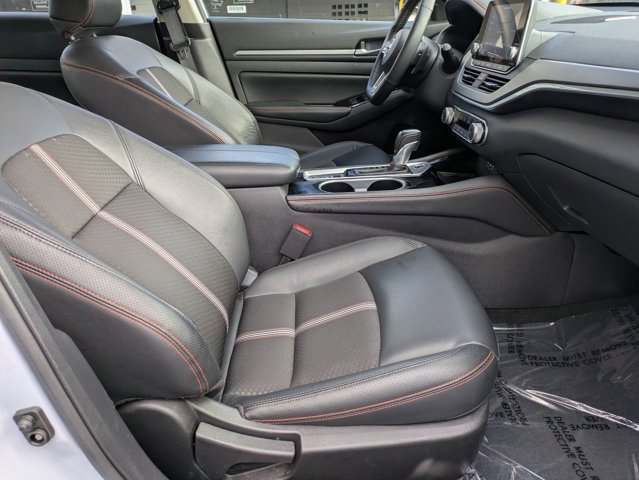 Used 2025 Nissan Altima 2.5 SR image 31