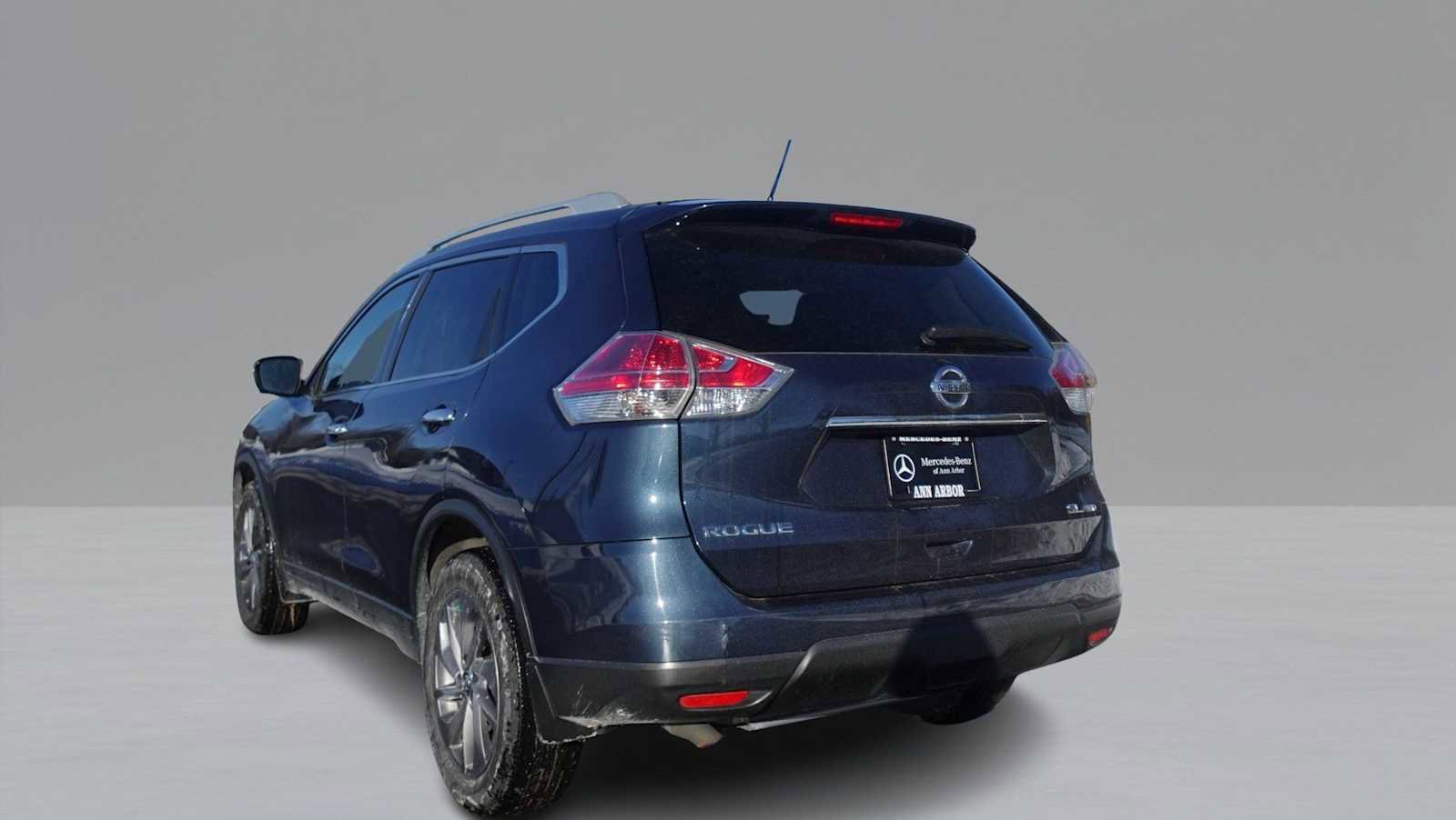 Used 2016 Nissan Rogue SL w/ SL Premium Package image 6
