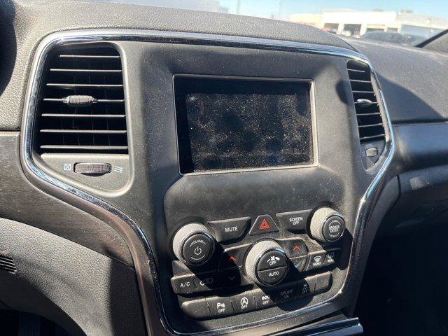 Used 2018 Jeep Grand Cherokee Laredo image 9