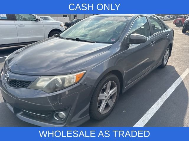 Used 2012 Toyota Camry SE image 3