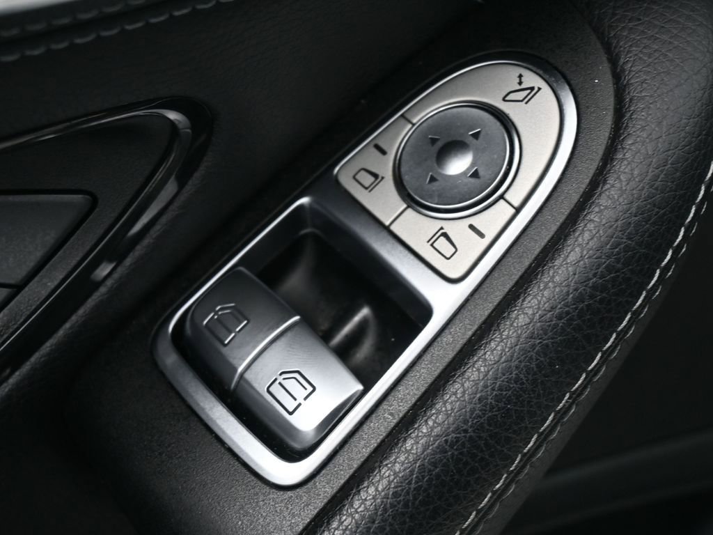 Used 2023 Mercedes-Benz C 300 Coupe image 15