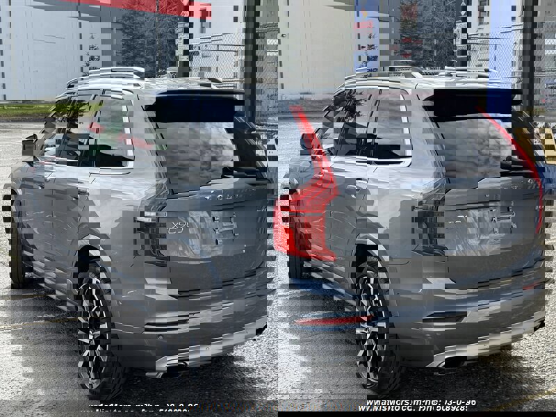 Used 2018 Volvo XC90 T6 Momentum w/ Convenience Package image 4