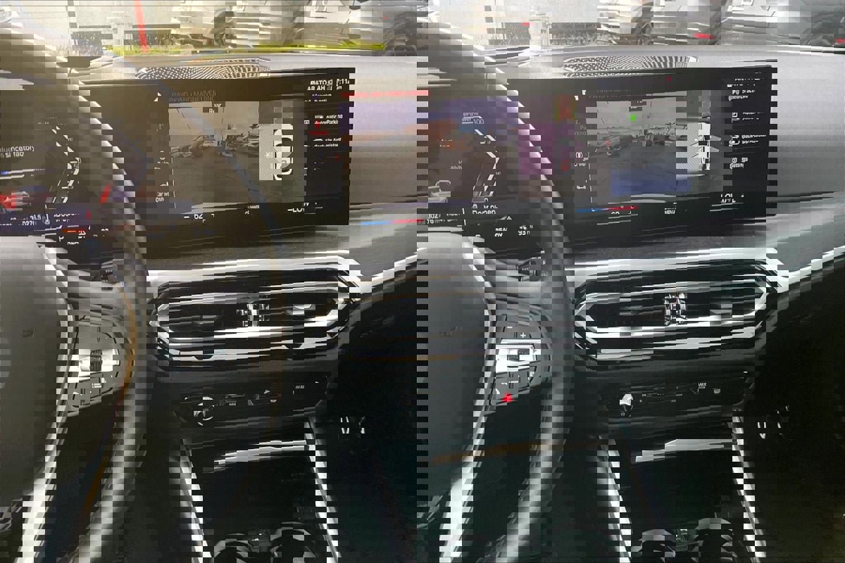 Used 2023 BMW i4 eDrive40 image 6