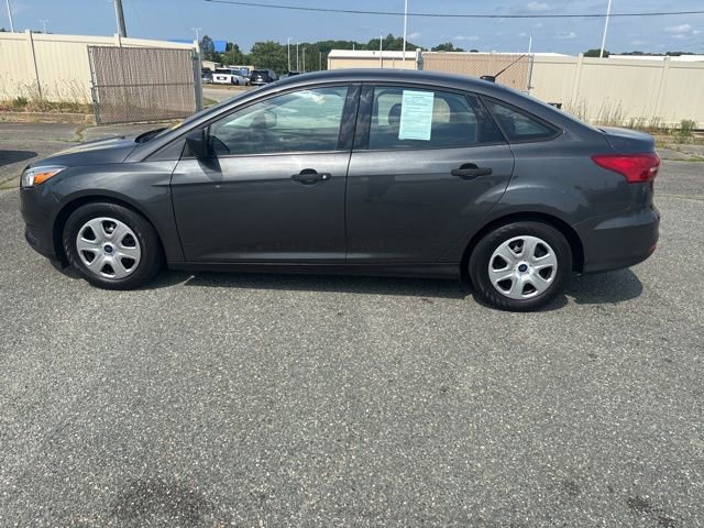 Used 2017 Ford Focus S FWD image 1