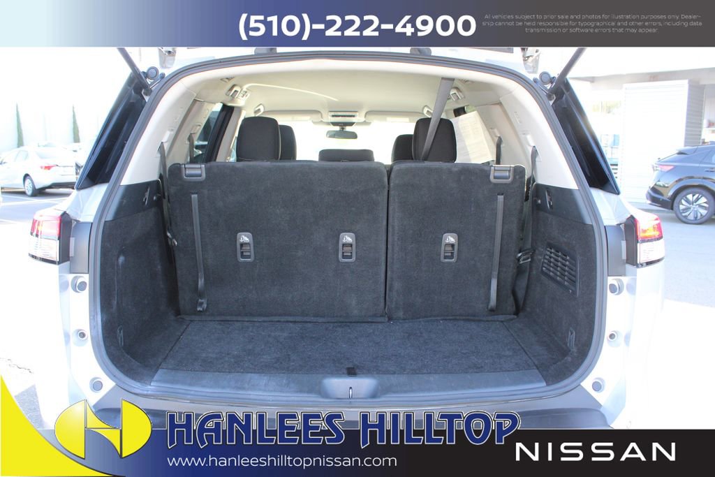 Certified 2024 Nissan Pathfinder SV image 11
