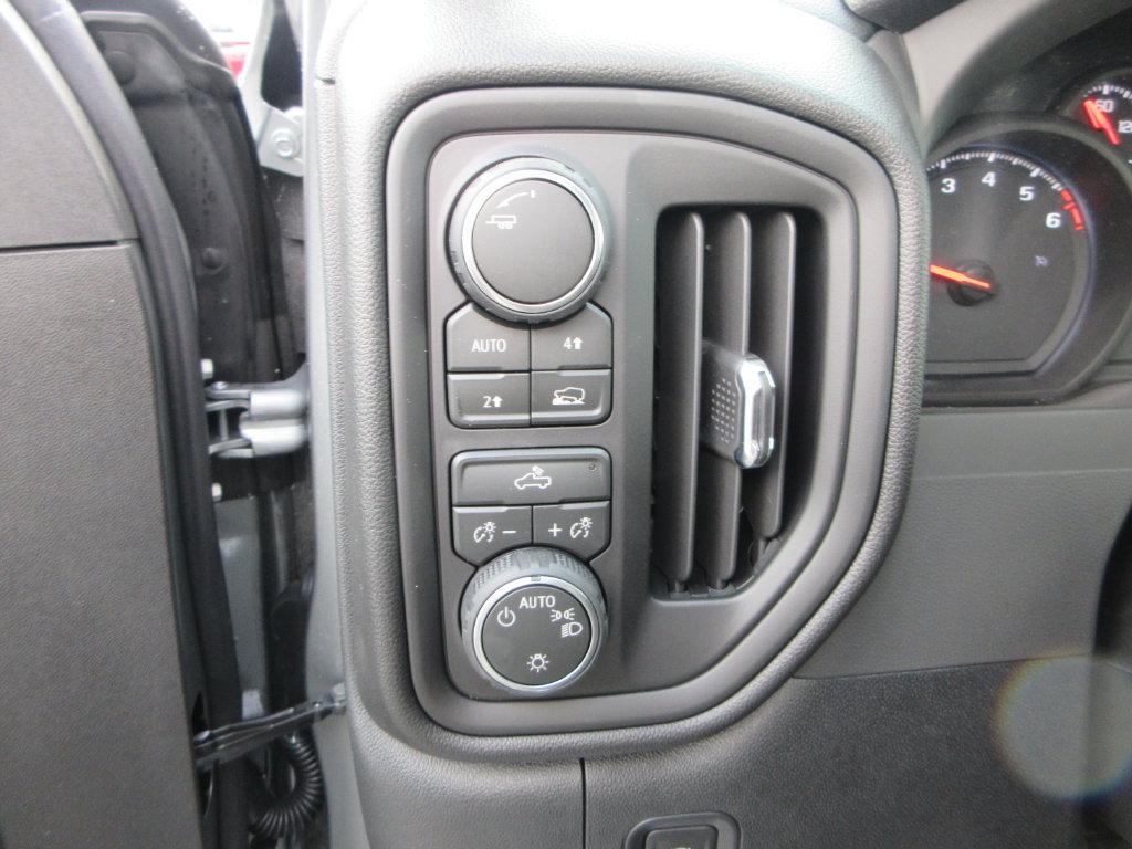 New 2026 Chevrolet Silverado 3500 High Country w/ High Country Premium Package AWD/4WD image 23