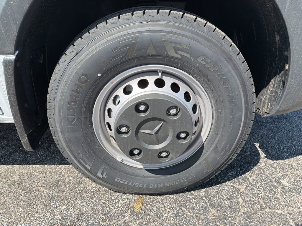 Used 2026 Mercedes-Benz Sprinter 4500 image 10