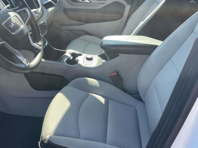 Used 2024 GMC Terrain SLE w/ Driver Convenience Package AWD/4WD image 16