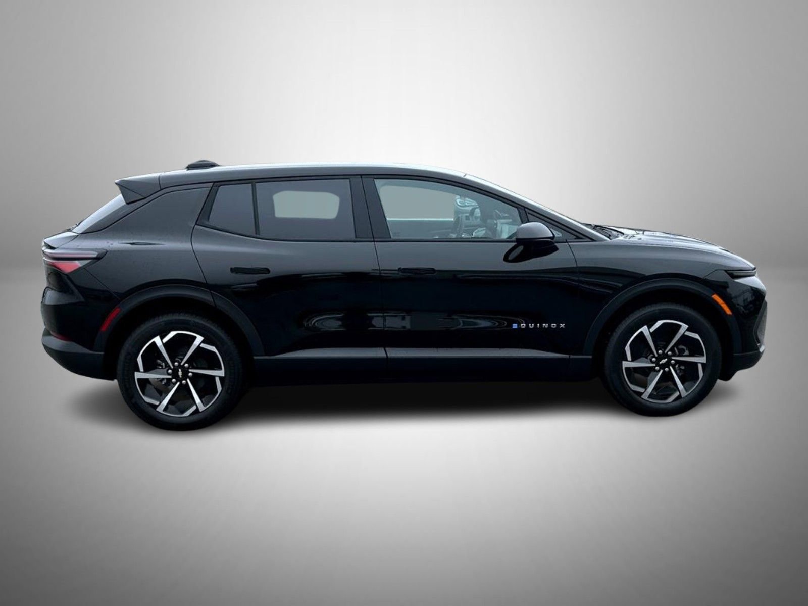 New 2026 Chevrolet Equinox EV LT image 4