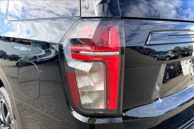 Certified 2024 Chevrolet Suburban RST AWD/4WD image 30