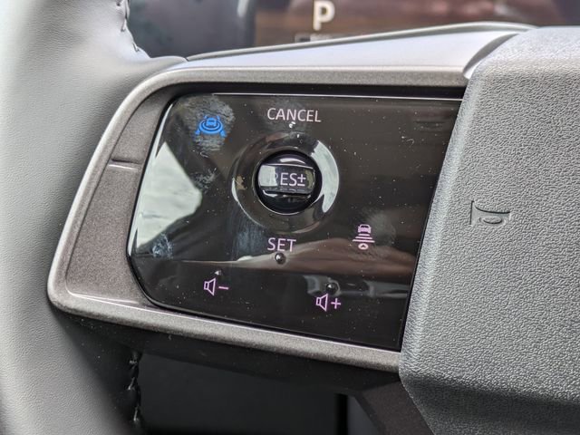 New 2026 Nissan Leaf Platinum+ w/ Cargo Package (Platinum+) FWD image 30