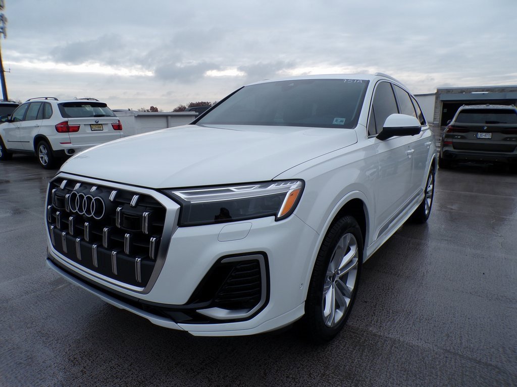 Used 2025 Audi Q7 3.0T Premium Plus image 3
