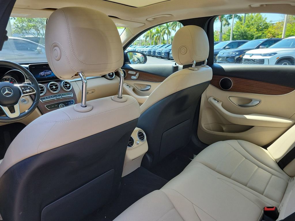 Used 2020 Mercedes-Benz C 300 4MATIC Sedan image 12