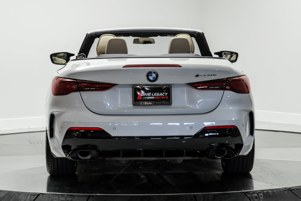 Used 2025 BMW M440i Convertible w/ Premium Package RWD image 15