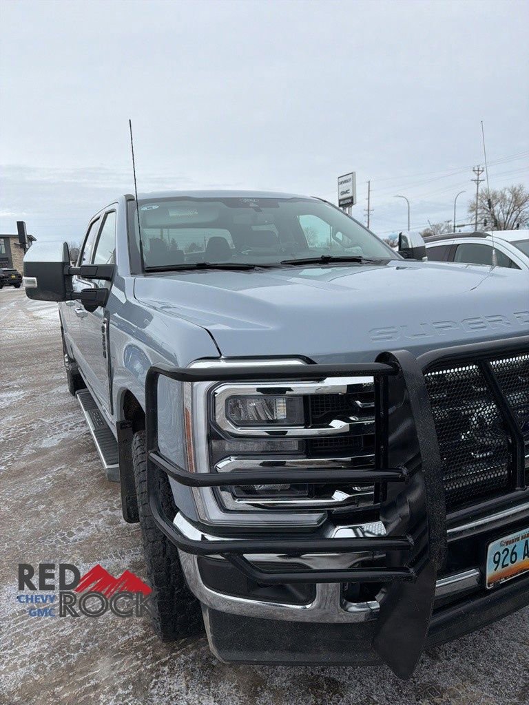 Used 2025 Ford F350 Lariat w/ Chrome Package image 26