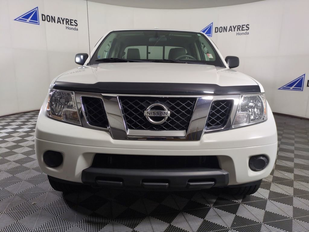 Used 2016 Nissan Frontier SV image 8