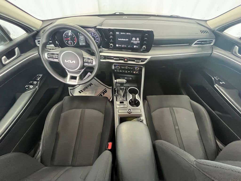 Used 2022 Kia K5 LXS image 13