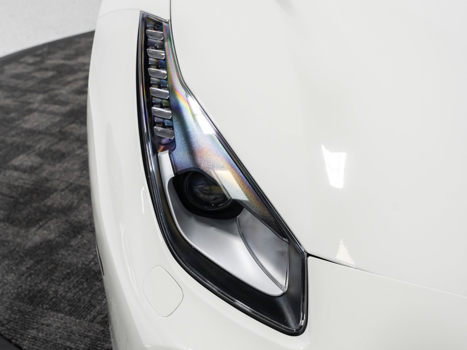Used 2016 Ferrari 488 GTB RWD image 15