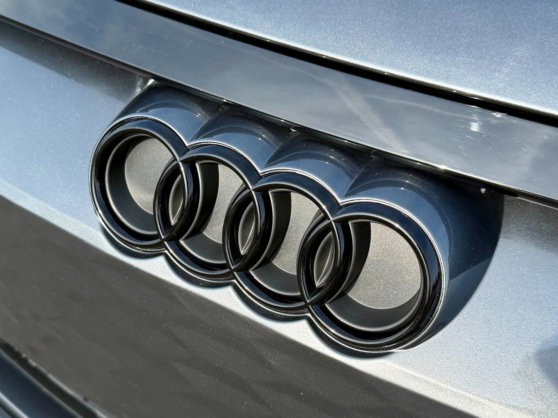 Used 2024 Audi RS e-tron GT w/ Carbon Performance Package image 55