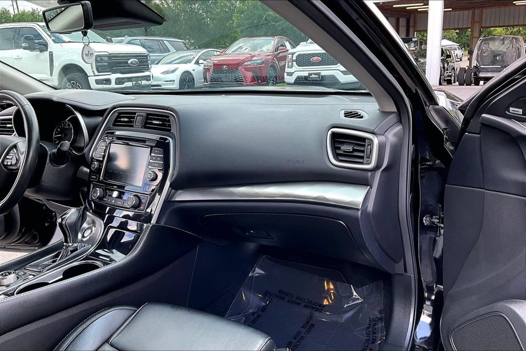 Used 2023 Nissan Maxima SL FWD image 27