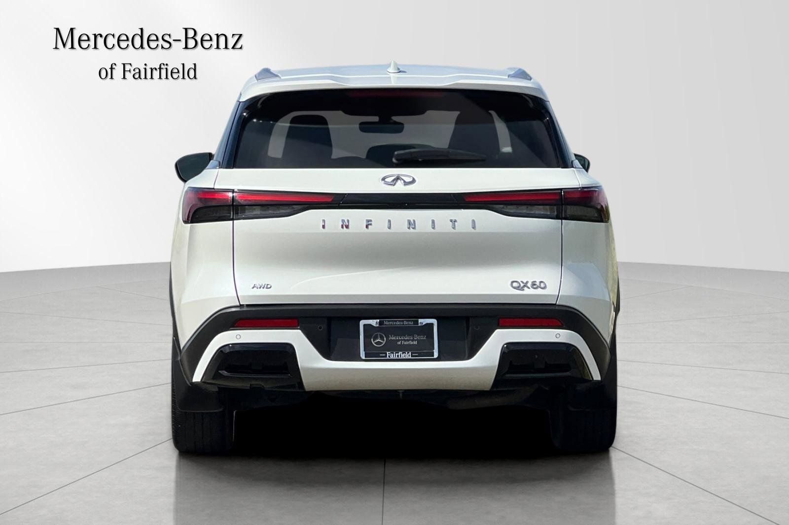 Used 2023 INFINITI QX60 Luxe AWD/4WD image 7