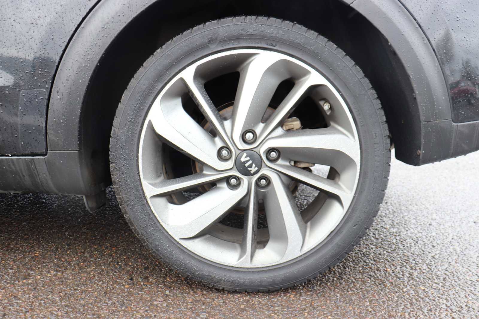 Used 2017 Kia Niro Touring image 9